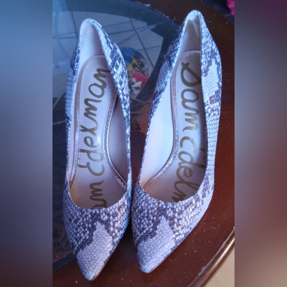 High heels Shoes